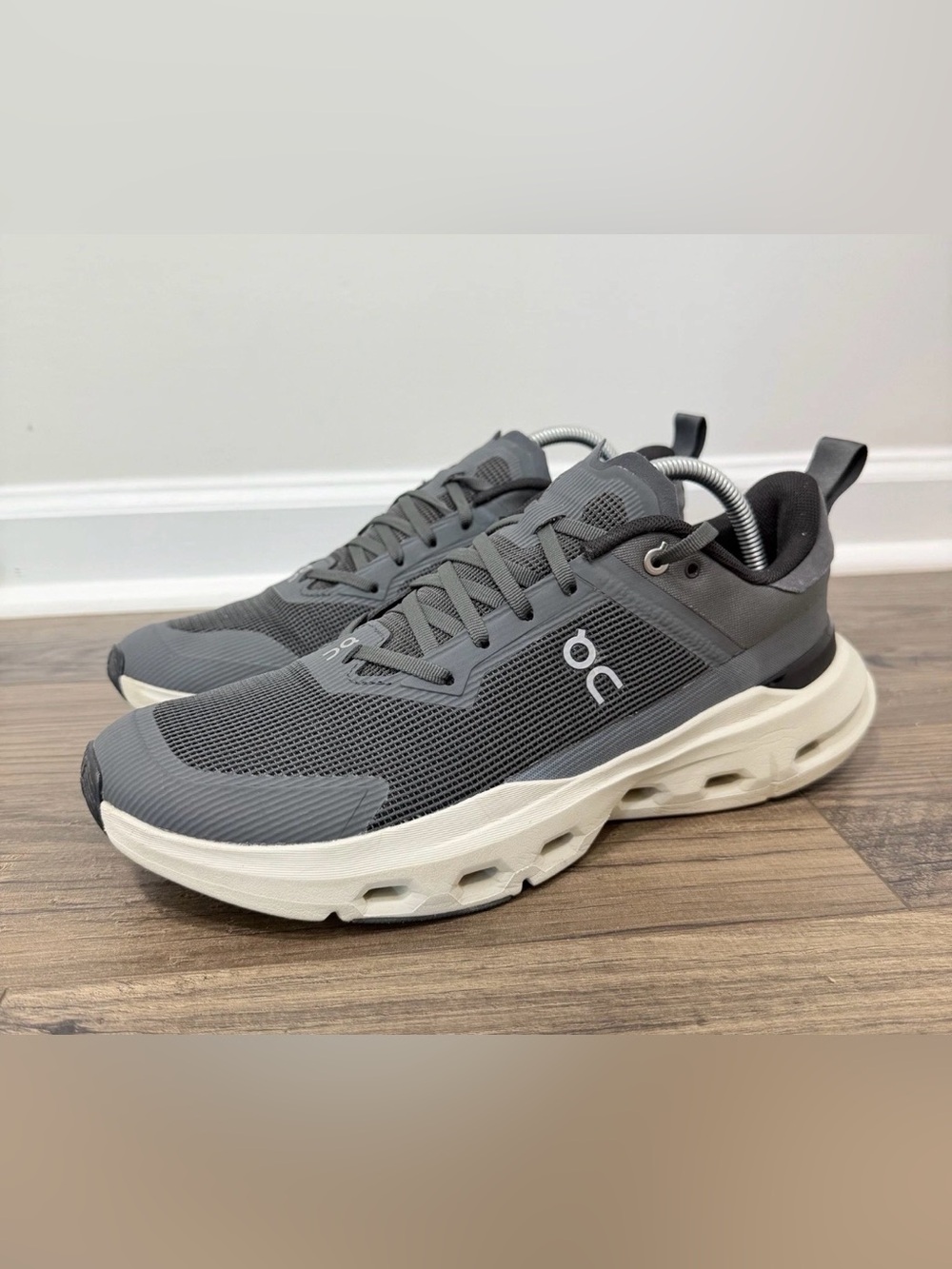 On Cloudpulse Next Men’s Training Shoes Shadow Ghost Size 10 US 3MF30604771